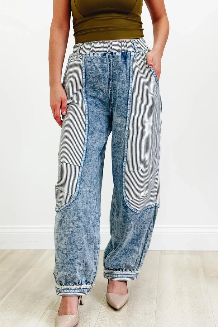 Contrast Panel Waistband Embroidered Trim Jogger Pants