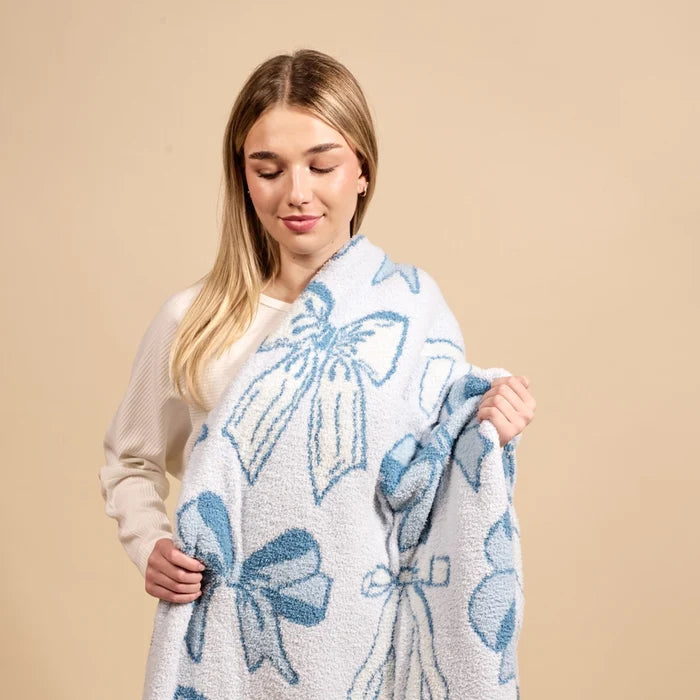 Cozy Dreams Luxe Blanket–Blushing Bows