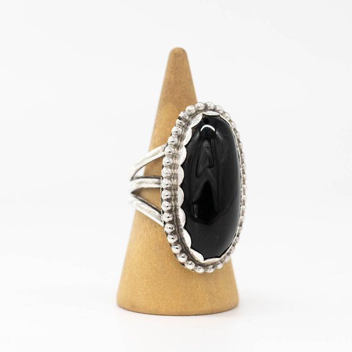 Obsidian Oval - Size 7