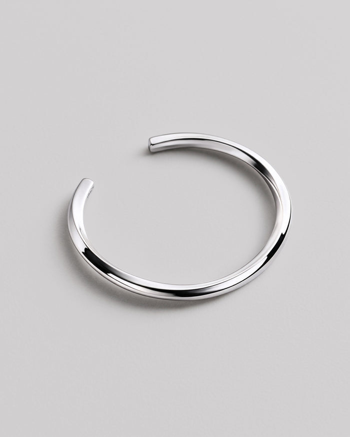 Silver bangle SPIN