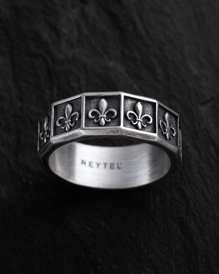 Silver ring FLEUR DE LIS