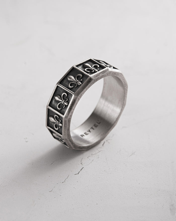Silver ring FLEUR DE LIS