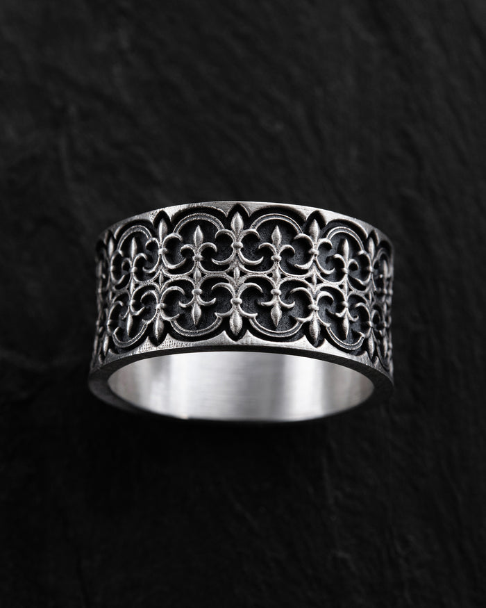 Silver ring GOTHIC FLEUR DE LIS