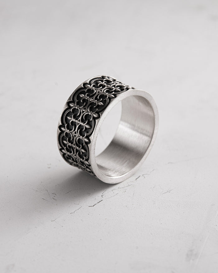 Silver ring GOTHIC FLEUR DE LIS