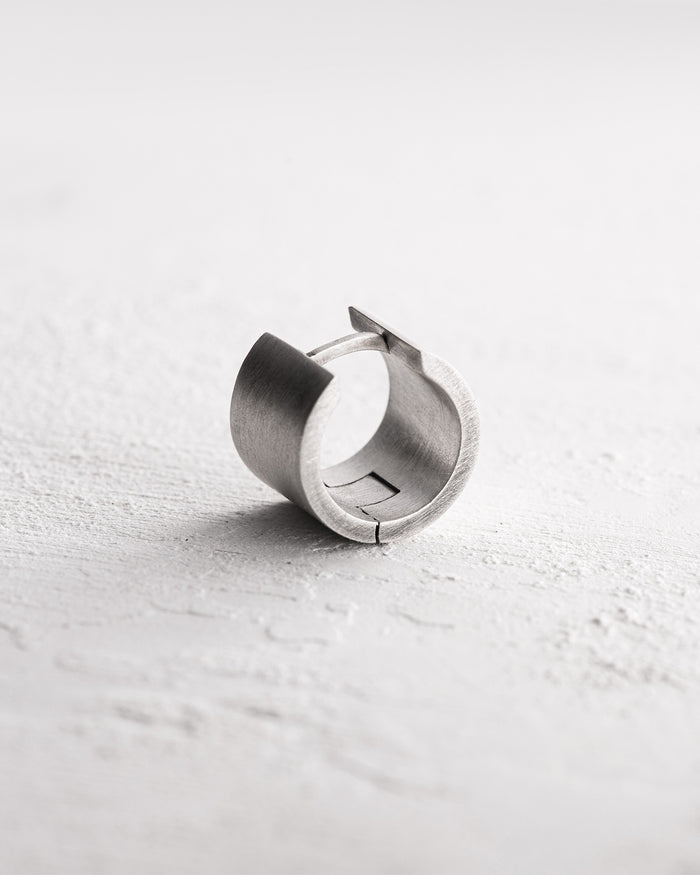 Silver single - earring SOLID
