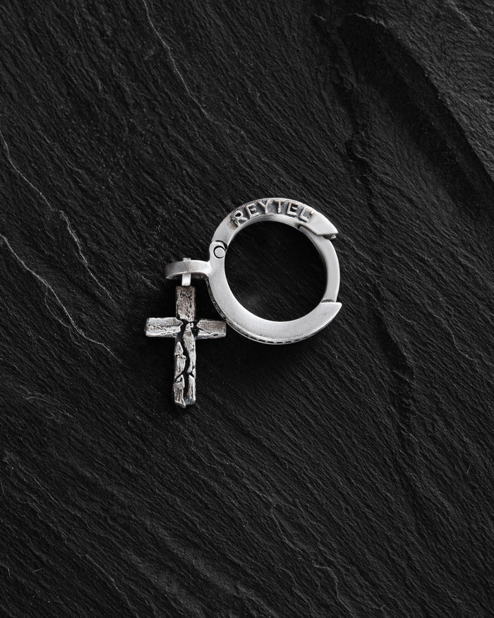 Silver single earring ENDURE
