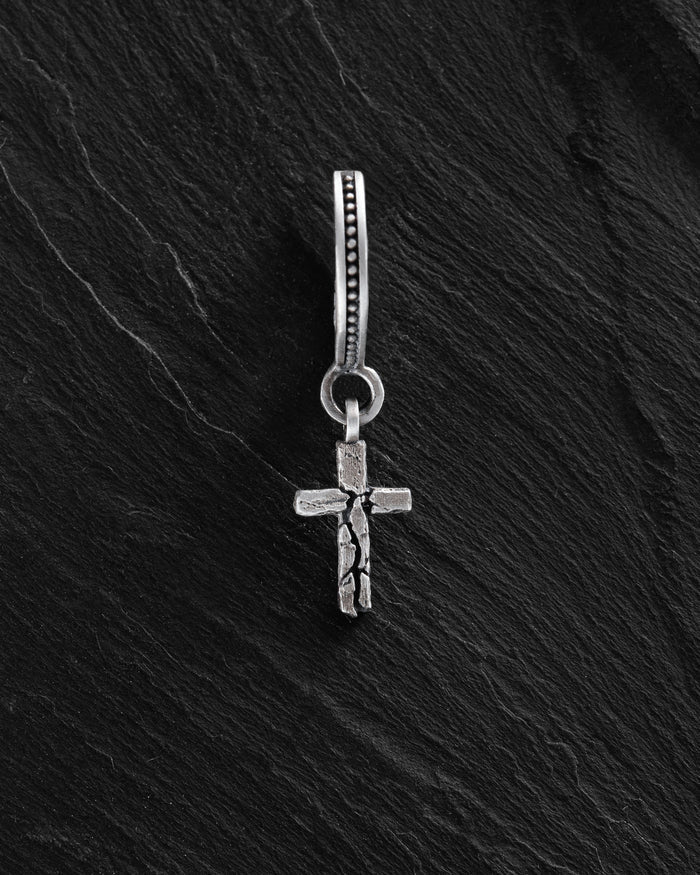 Silver single earring ENDURE