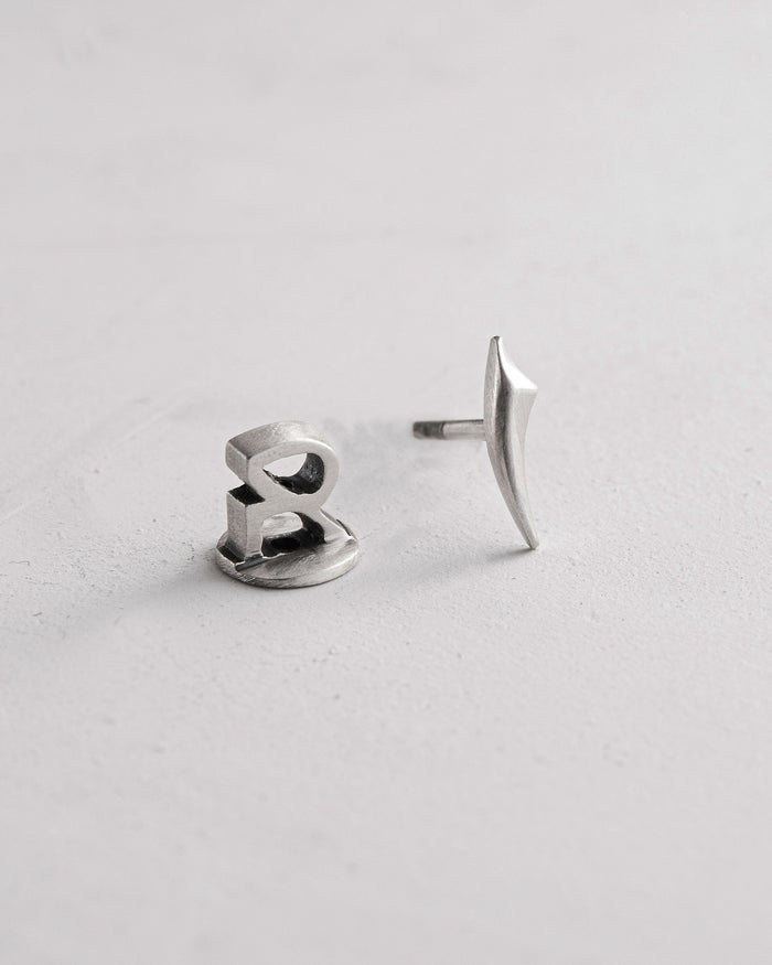Silver single earring FANG