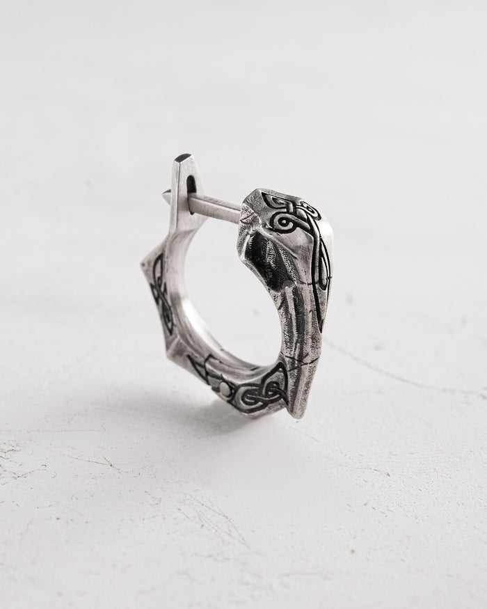 Silver single earring PRIMAL
