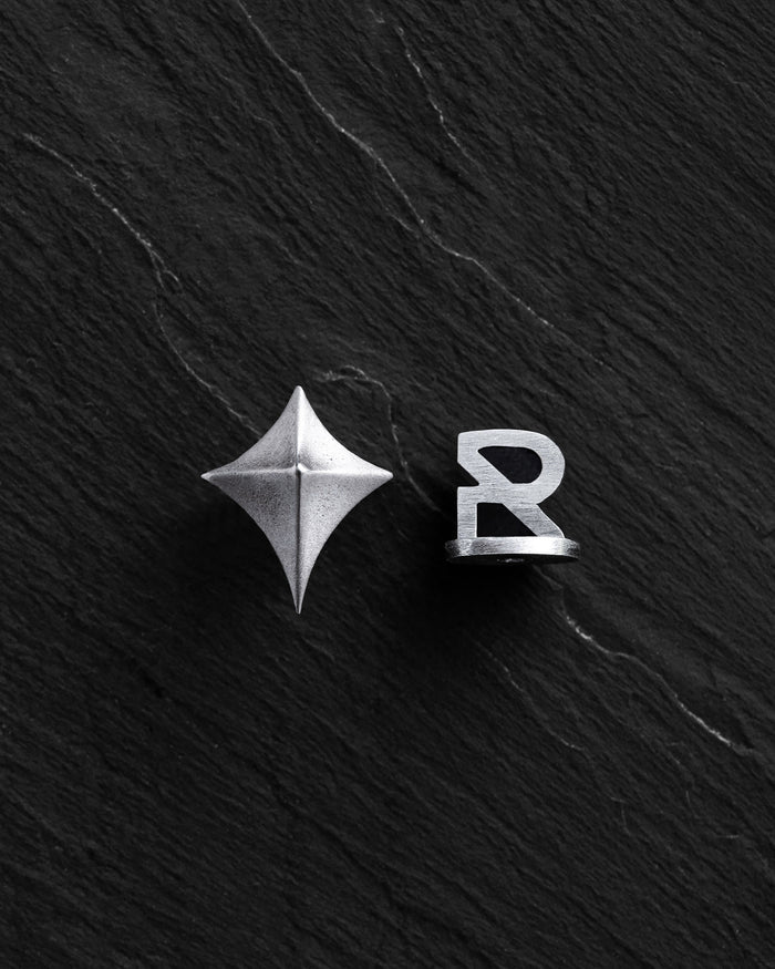 Silver single earring SPIRE