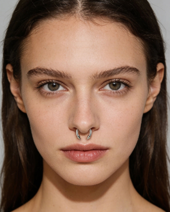 Spike Titanium Septum piercing