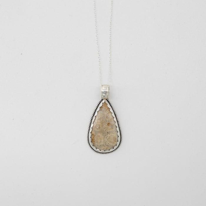 The Hera Pendant