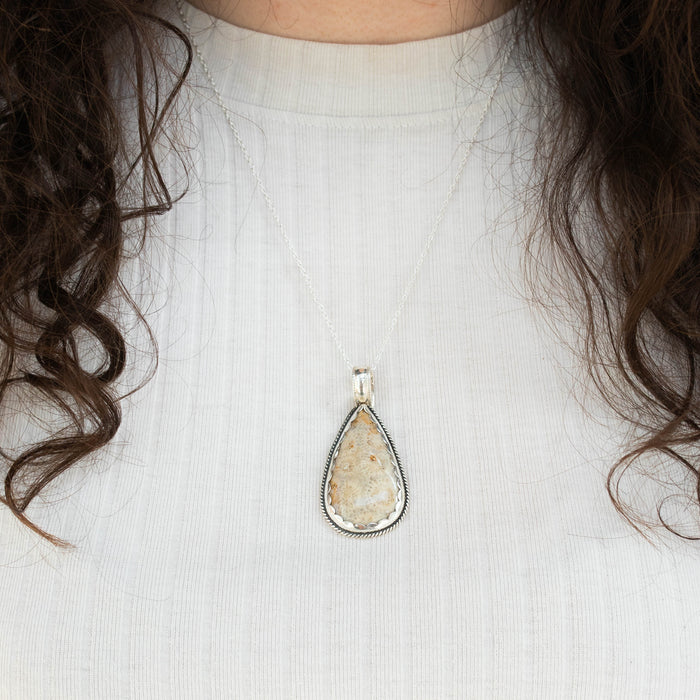 The Hera Pendant