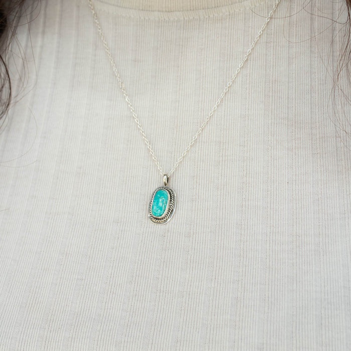 The Kinley Pendant